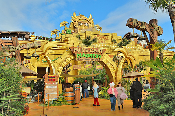 ドンキコングのクレイジートロッコ